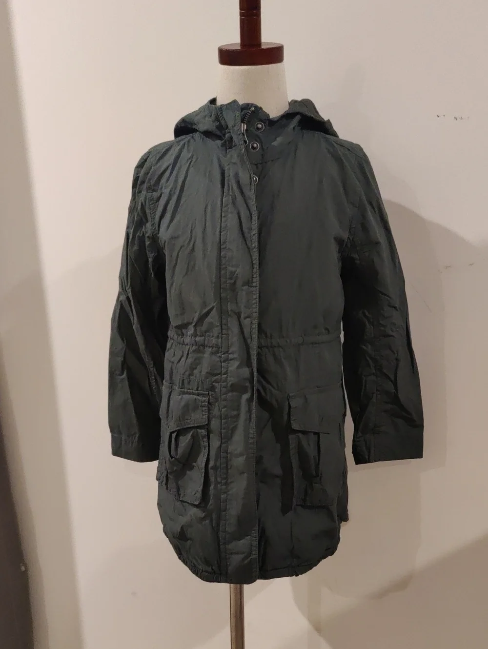 New!GAP Hooded Girls Lightweight Utilitycore Windbreaker Jacket in Olive Green